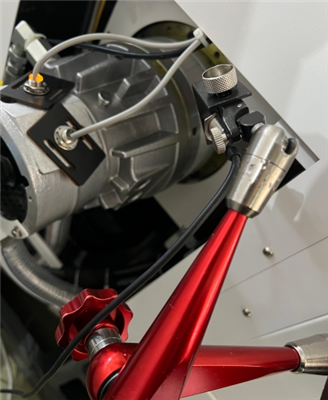 KMbalancer II+ -värähtelyanalysaattori ja dynaaminen tasapainotin auttoivat H...